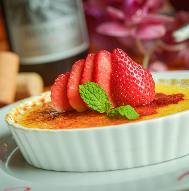 Crème Brûlée.